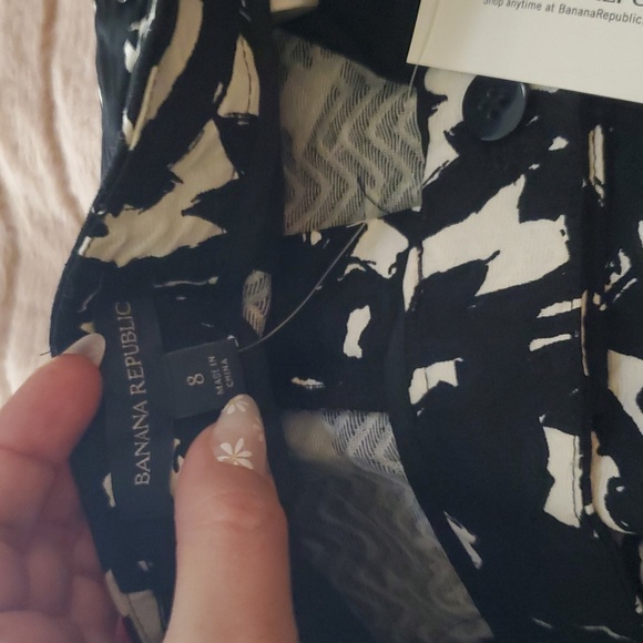 Black and White Patterned Pants - Picture 2 of 7